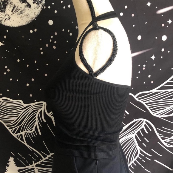 Black Ribbed Halter Top - Picture 4 of 4